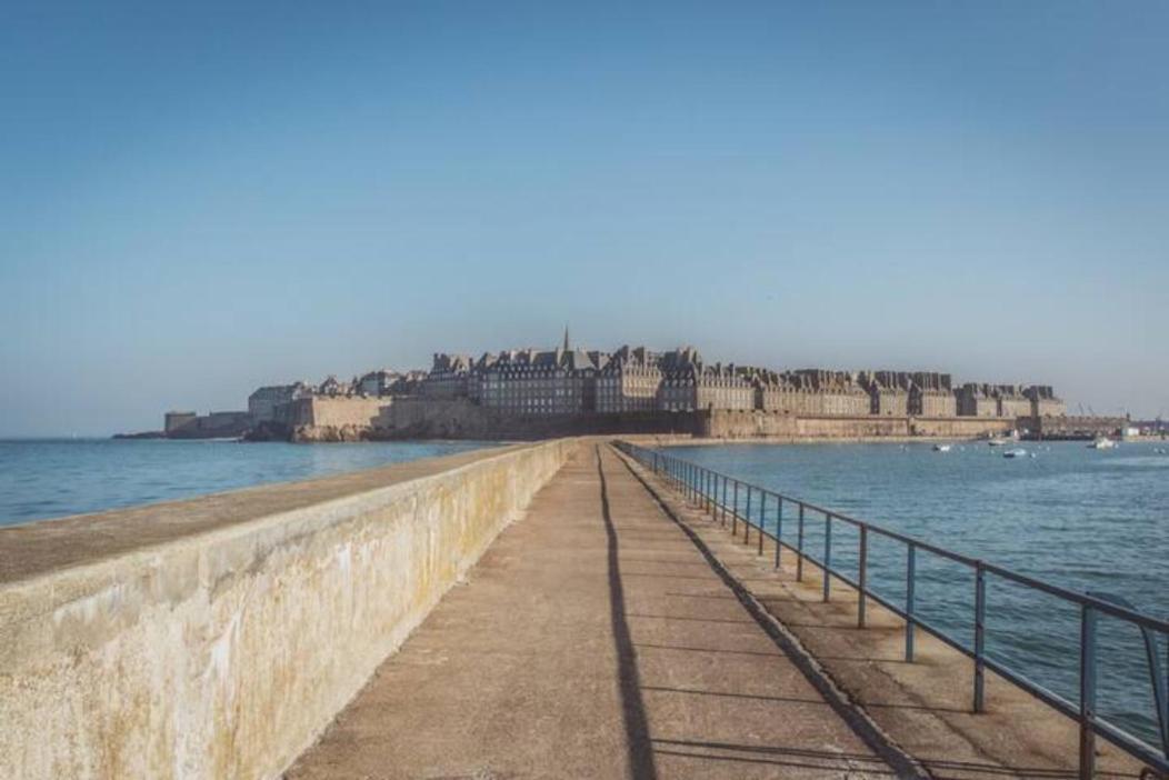 Les Letruns - Appart - 3 Pers - Vue Sur La Mer Saint-Malo Bagian luar foto